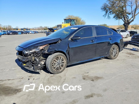 Kia Forte 2023 - Image 1 of 14