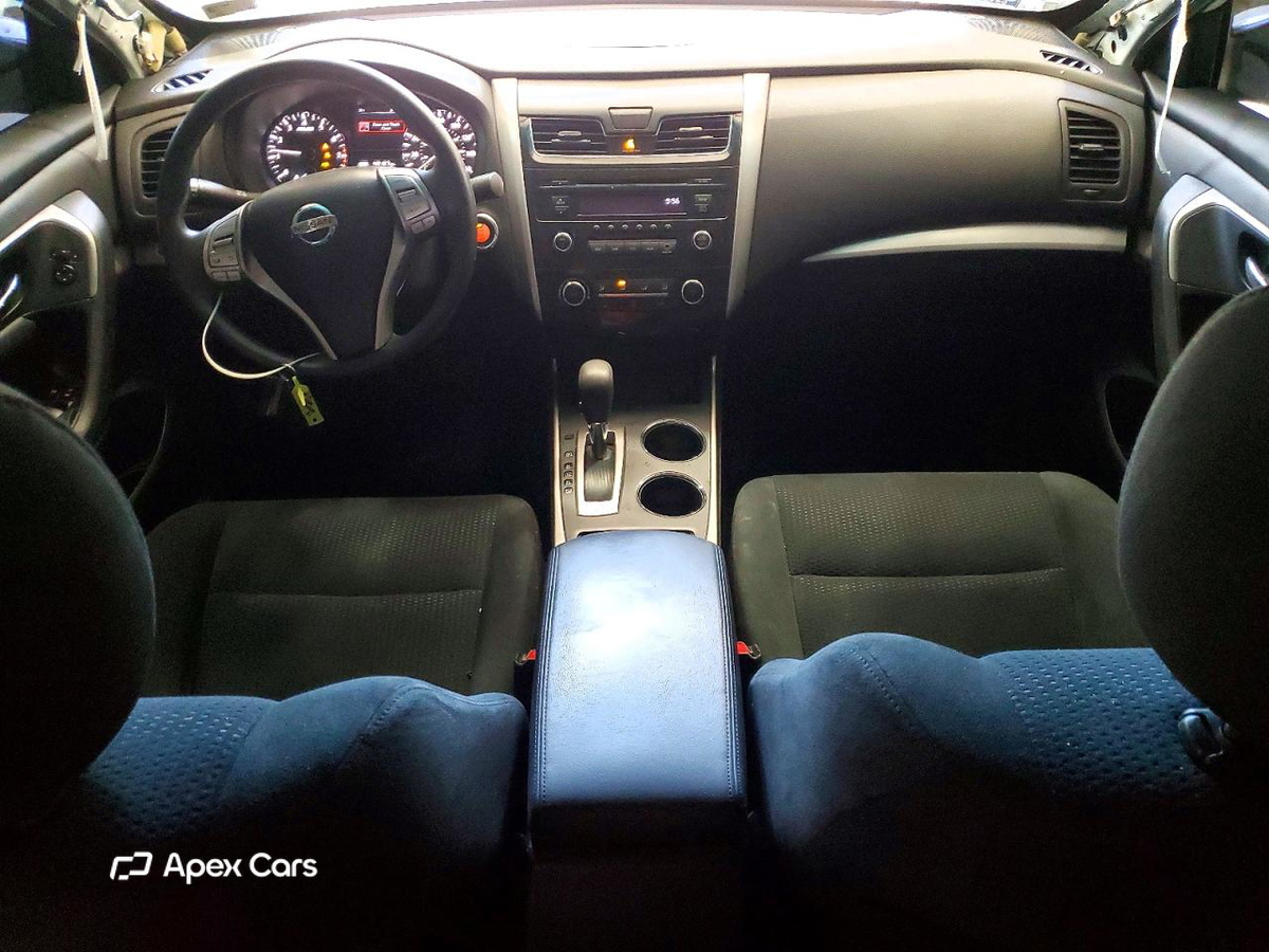 Nissan Altima 2015