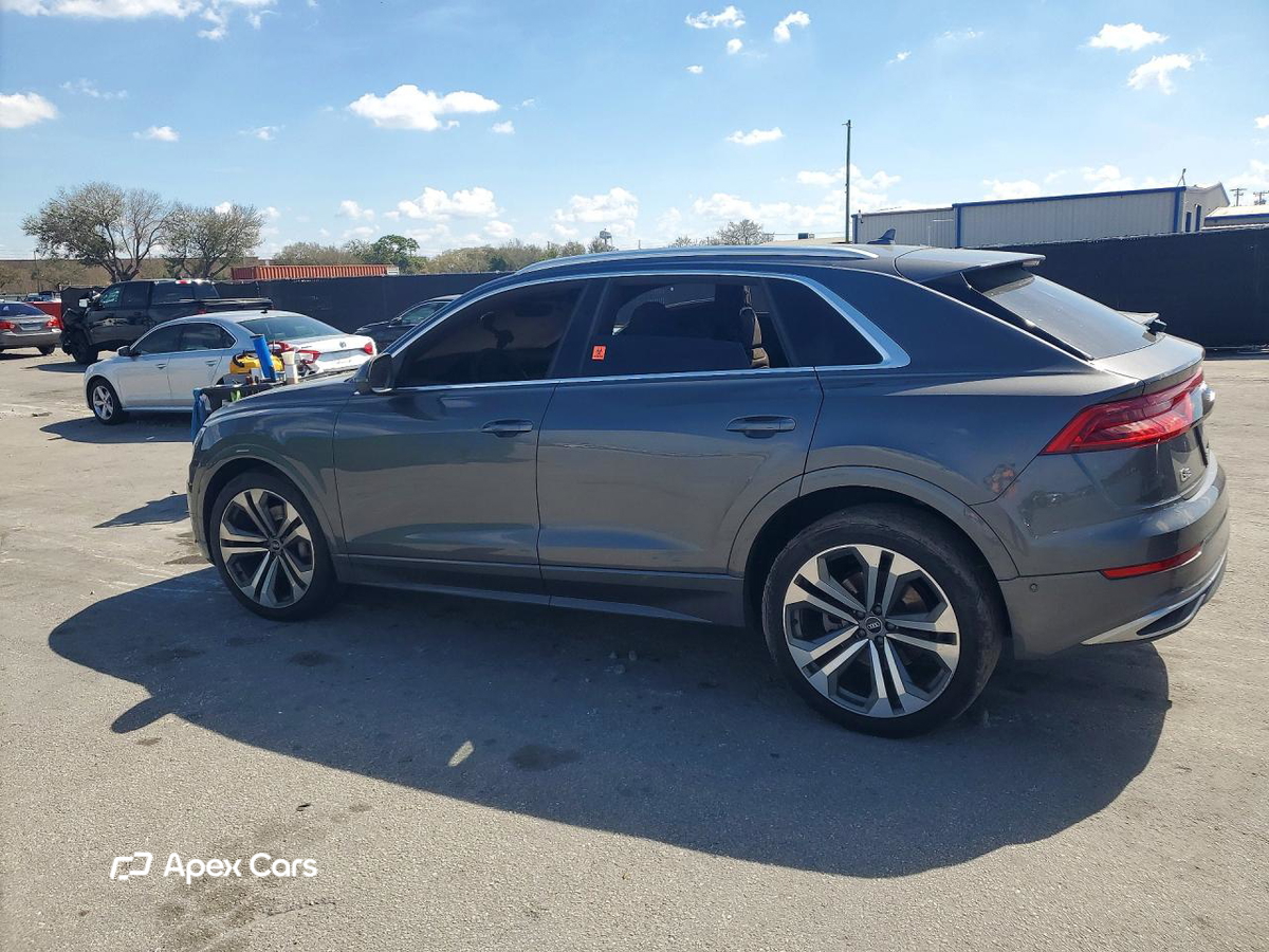 Audi Q8 2021