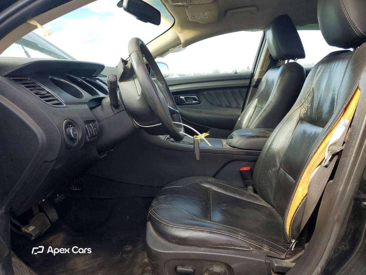 Ford Taurus 2010