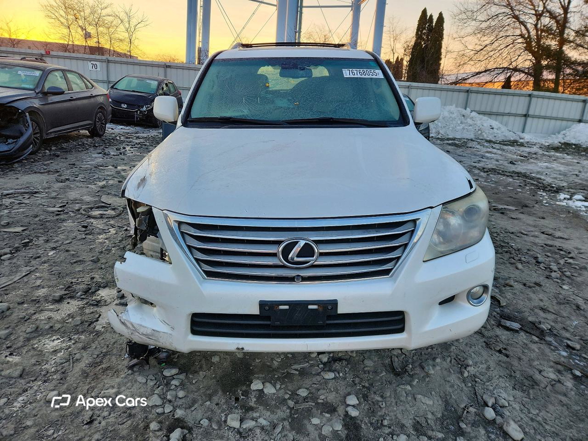 Lexus LX 2009