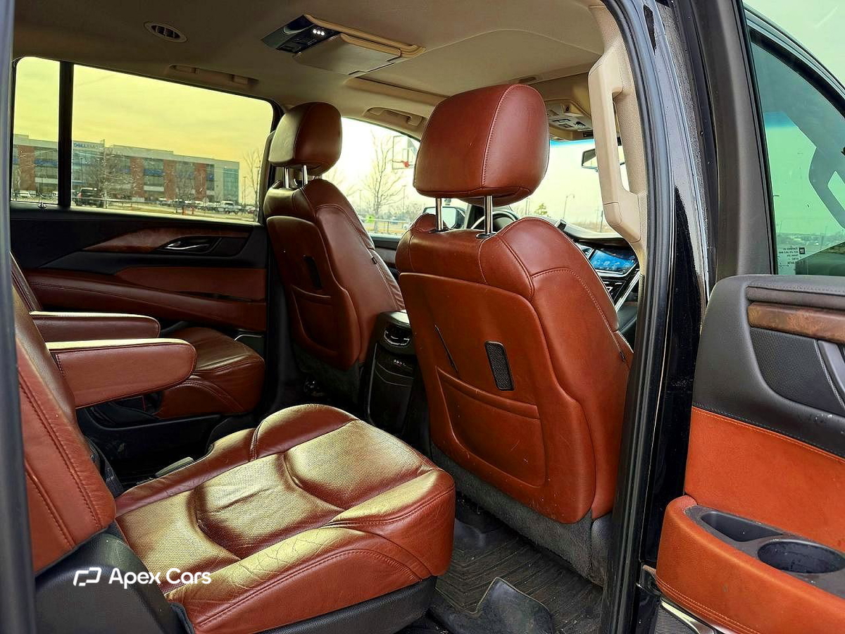 Cadillac Escalade 2015