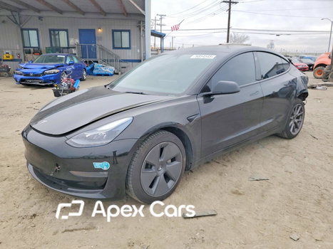 Tesla Model 3 2022 - Image 1 of 13