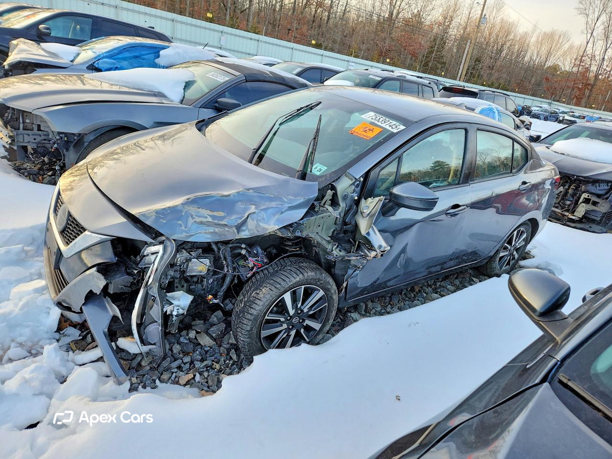 Nissan Versa 2021