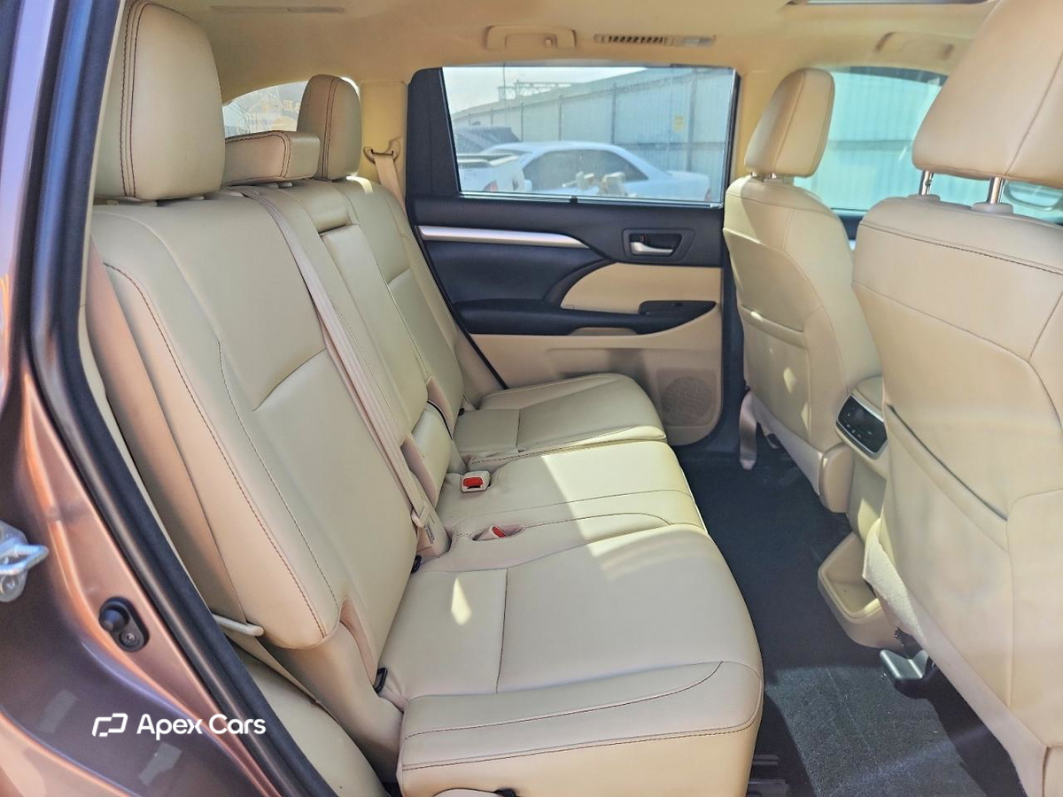Toyota Highlander 2018
