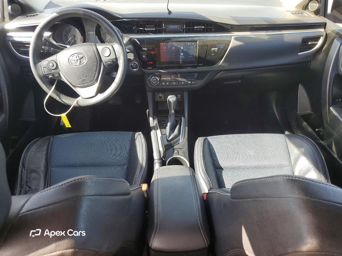 Toyota Corolla 2015