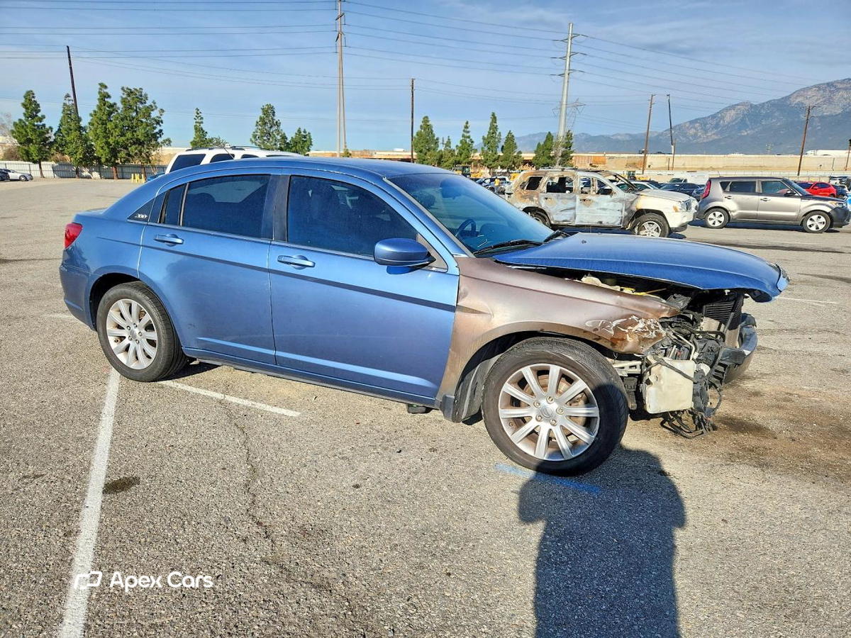 Chrysler 200 2011