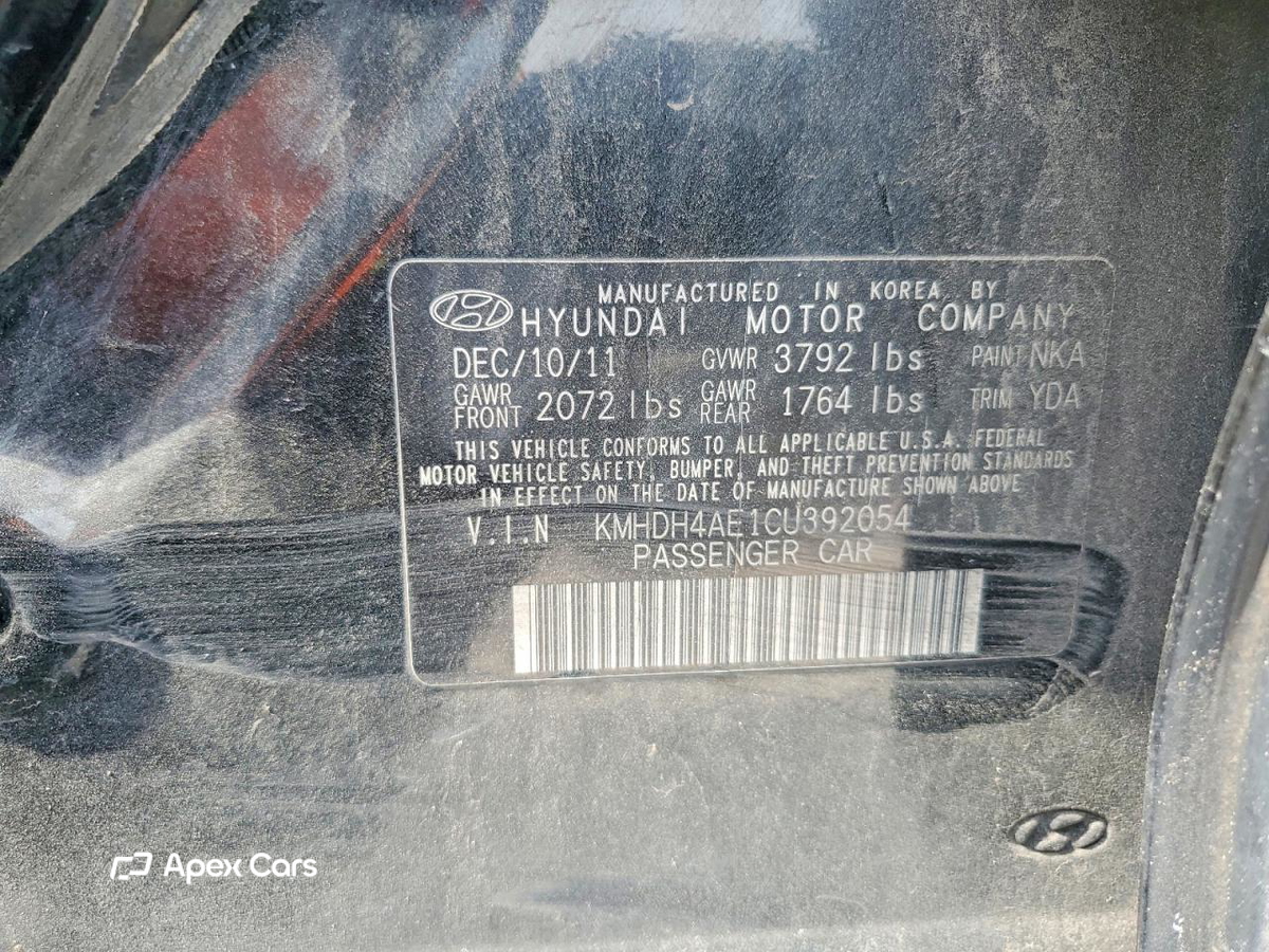 Hyundai Elantra 2012