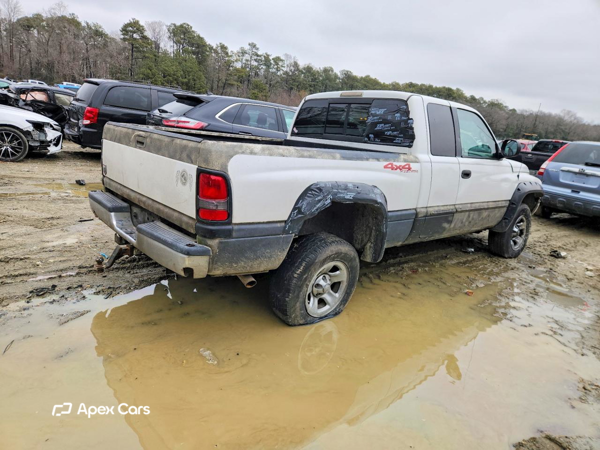 Dodge RAM 2001