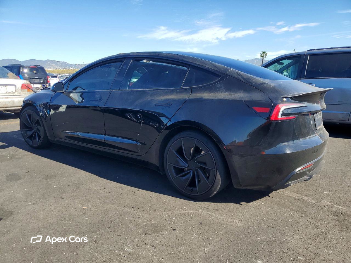 Tesla Model 3 2024