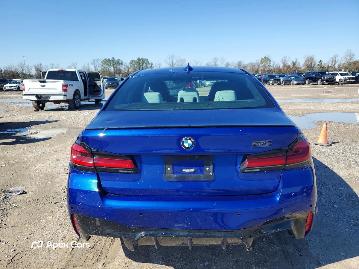 BMW M5 2022