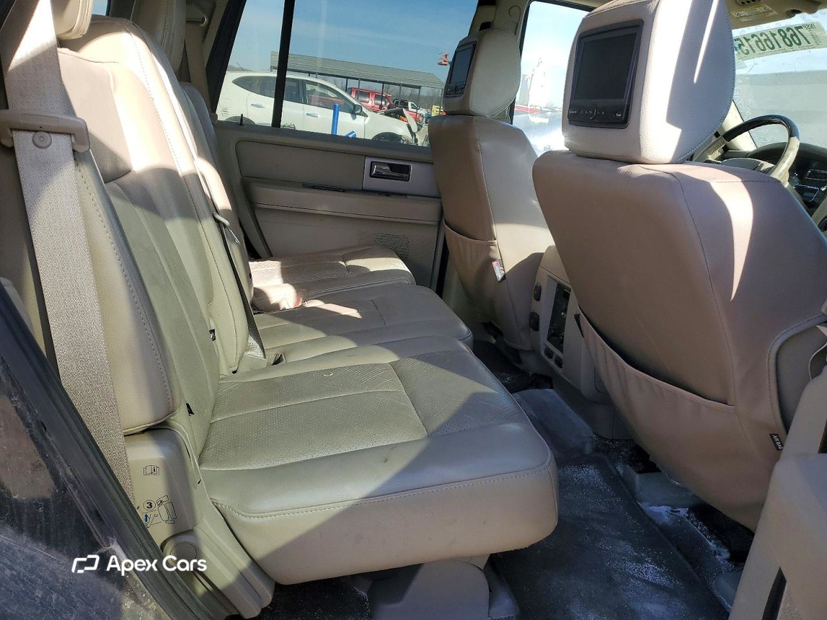 Ford Expedition 2011