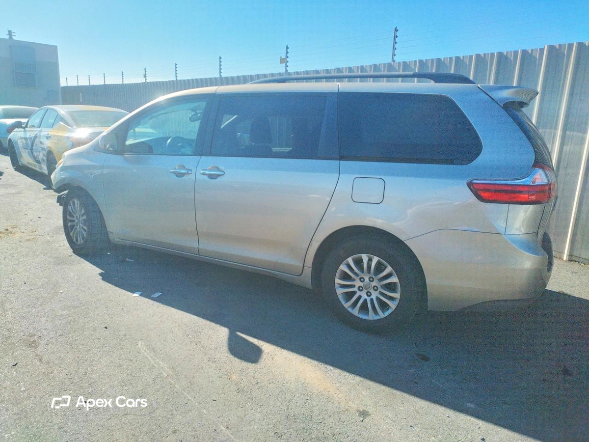 Toyota Sienna 2017