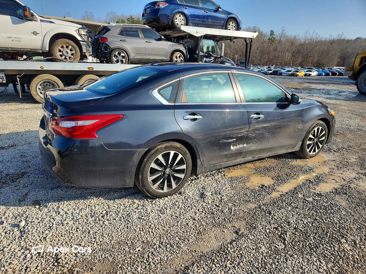 Nissan Altima 2018