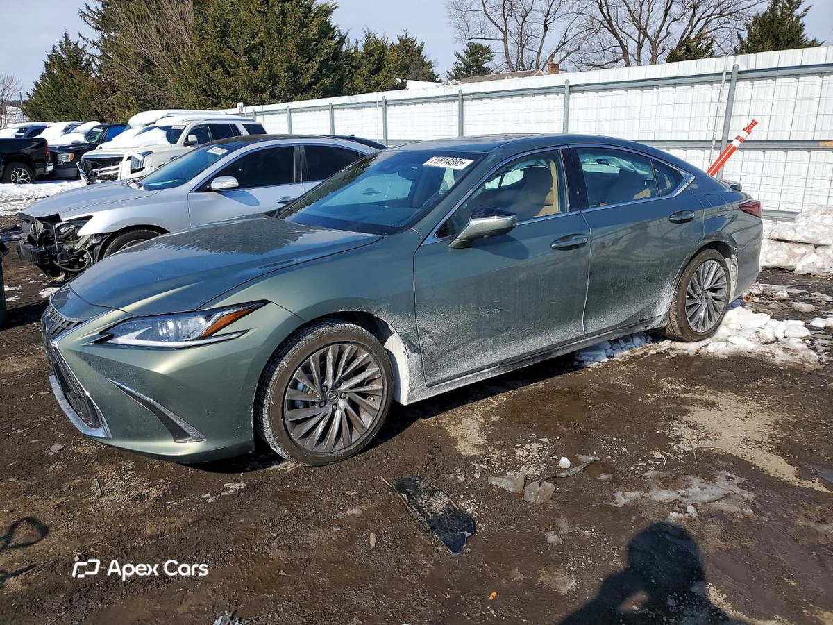 Lexus ES 2025