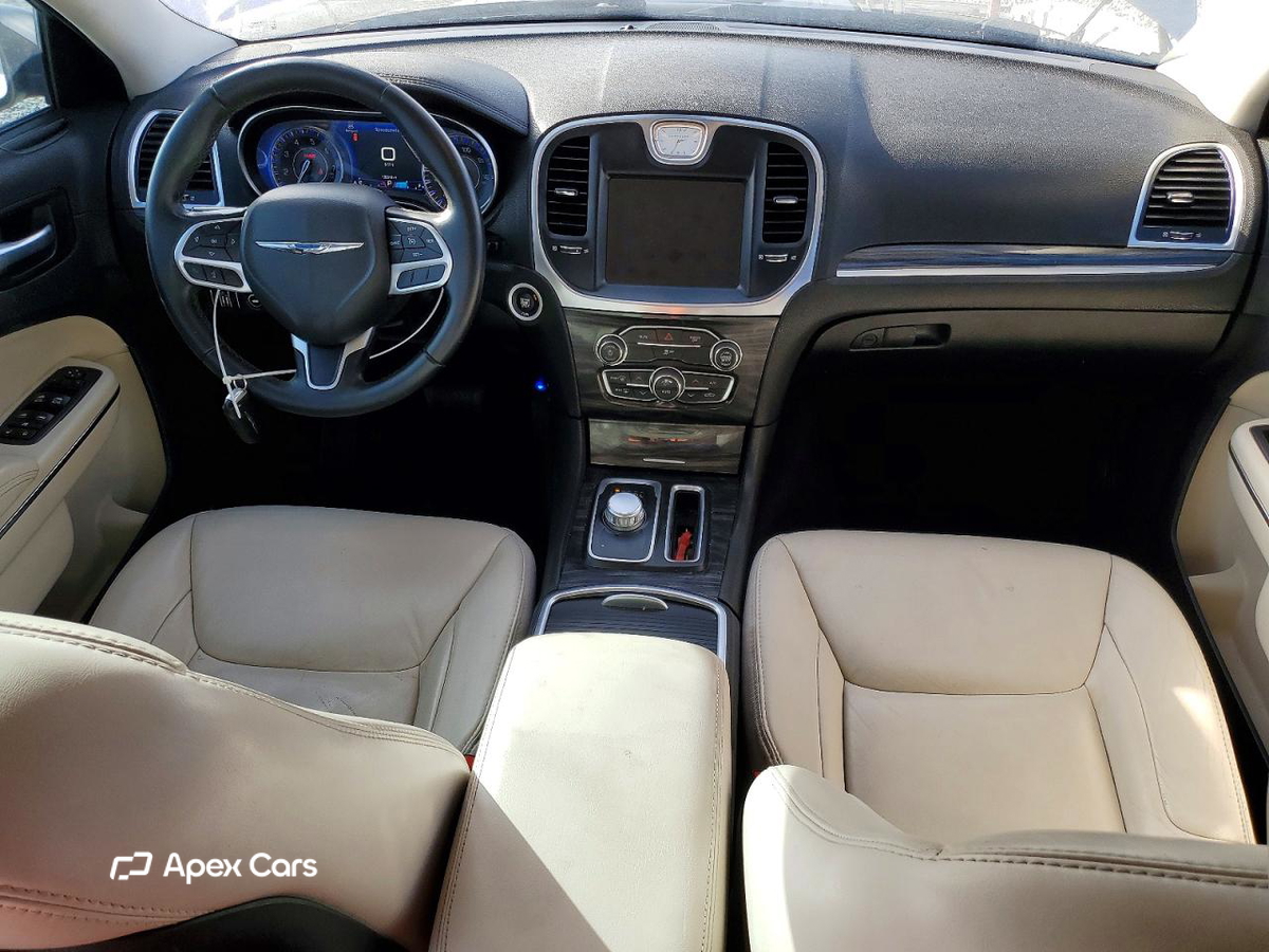 Chrysler 300 2017