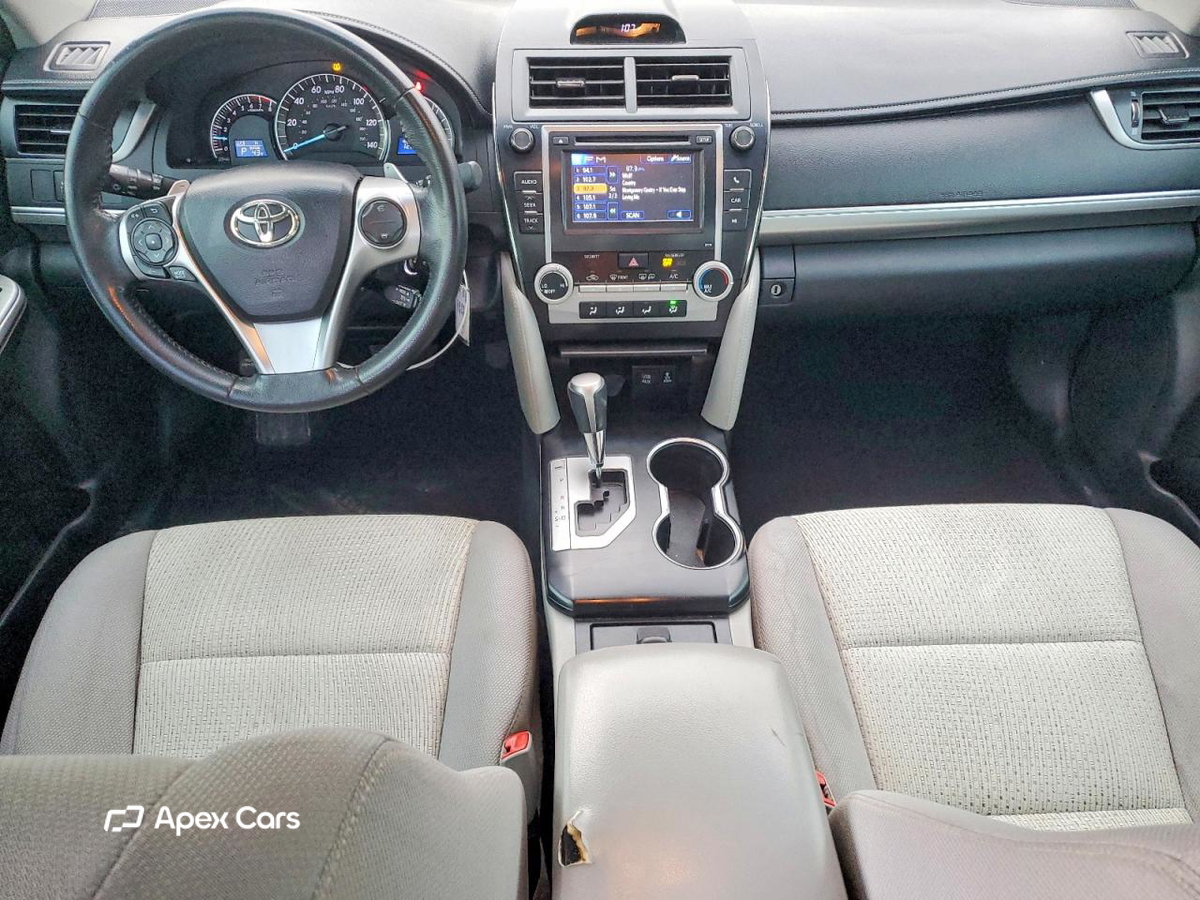 Toyota Camry 2012