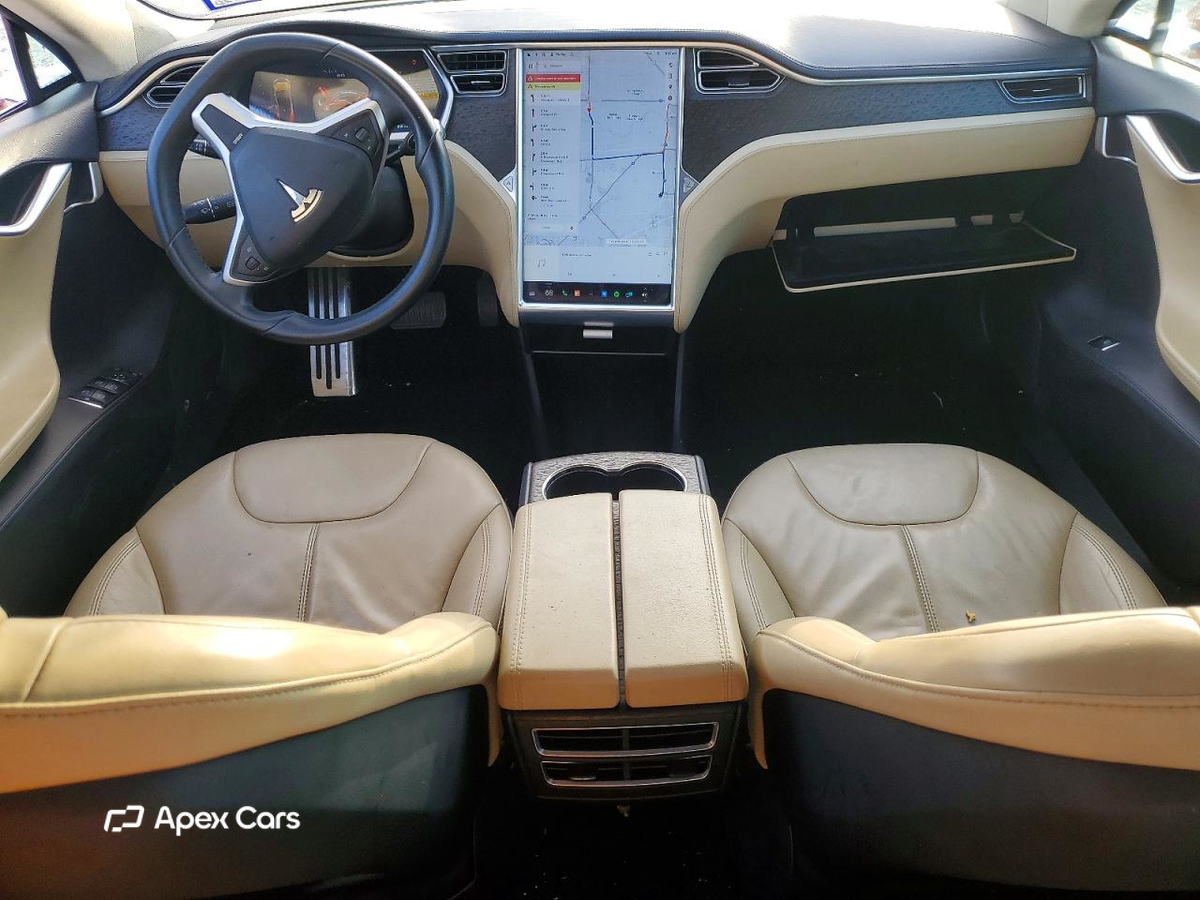 Tesla Model S 2013