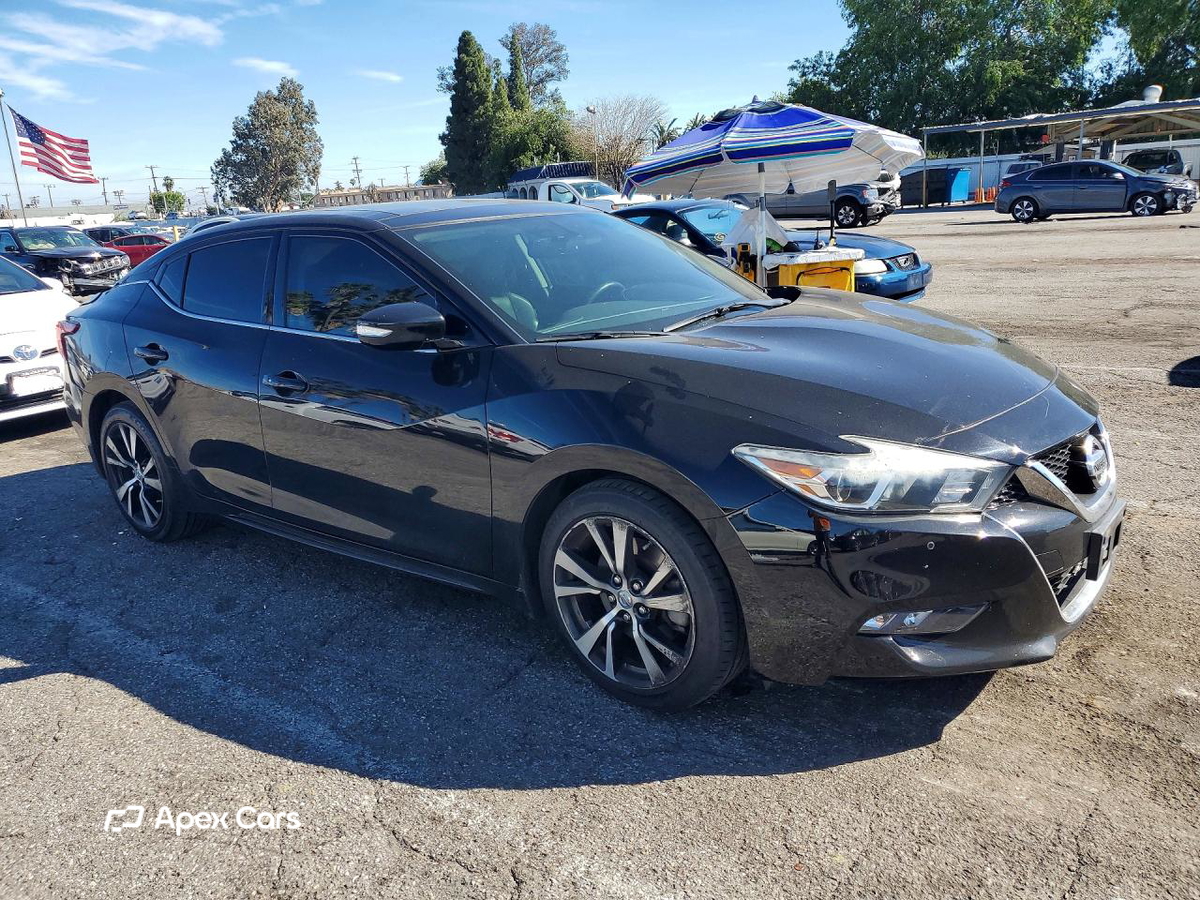 Nissan Maxima 2018
