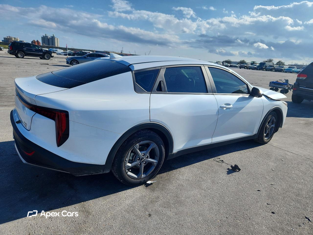 Kia K4 2025