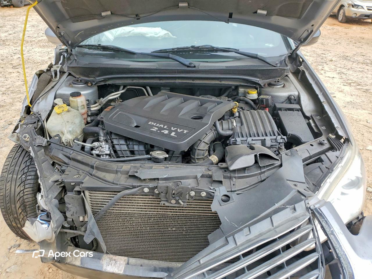 Chrysler 200 2013