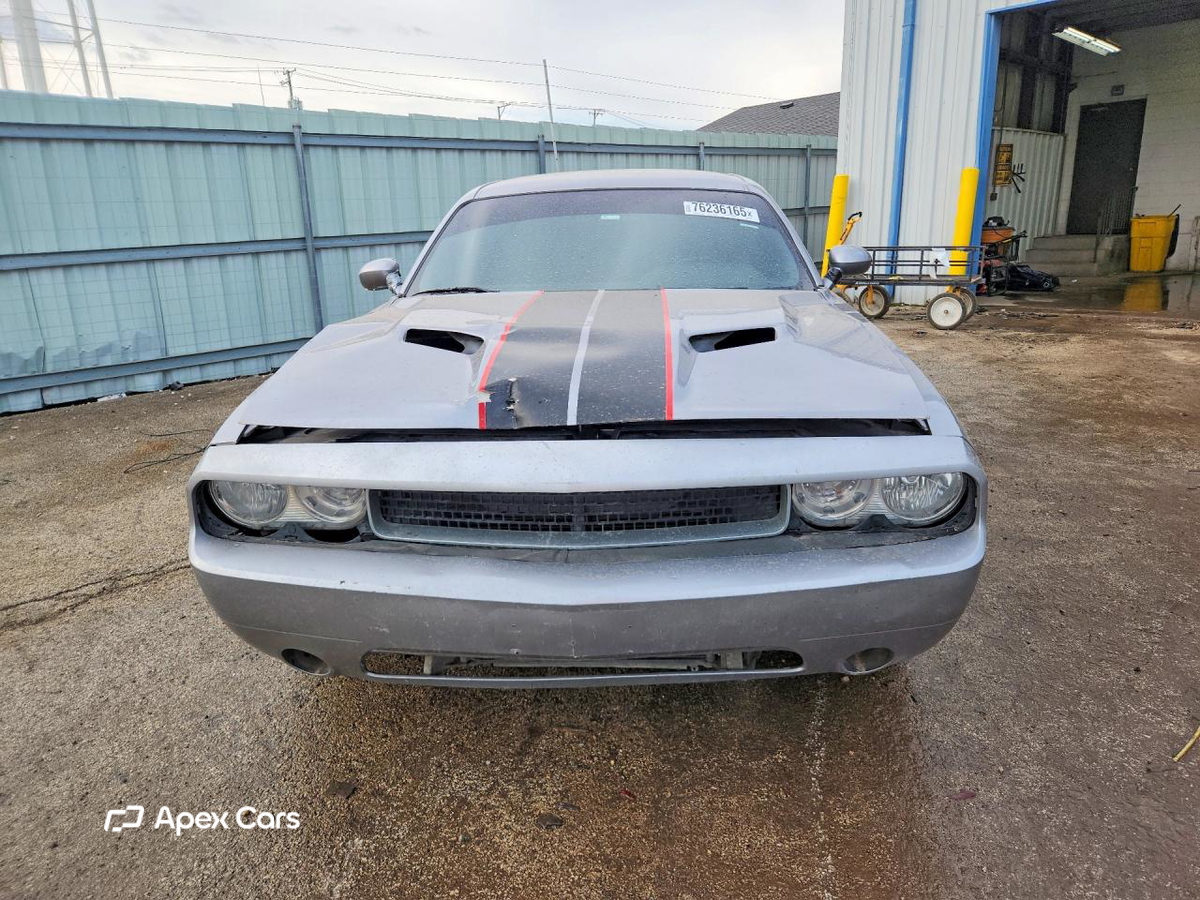 Dodge Challenger 2013