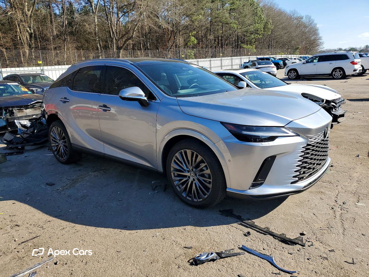Lexus RX 2023