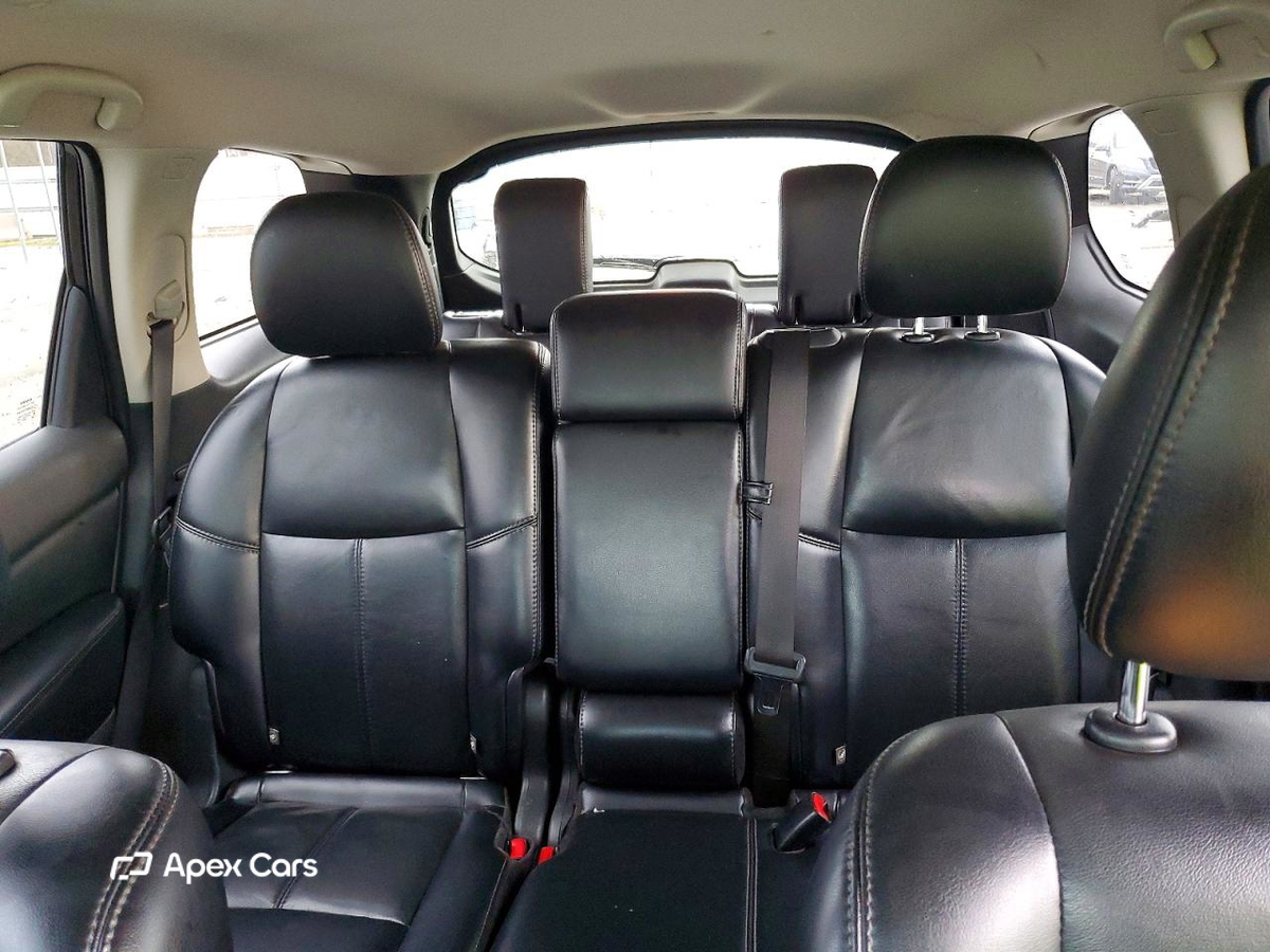 Nissan Pathfinder 2014