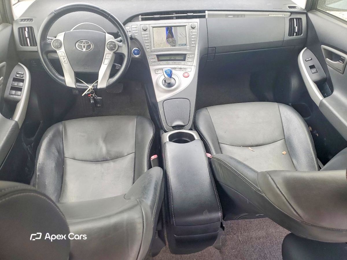 Toyota Prius 2012