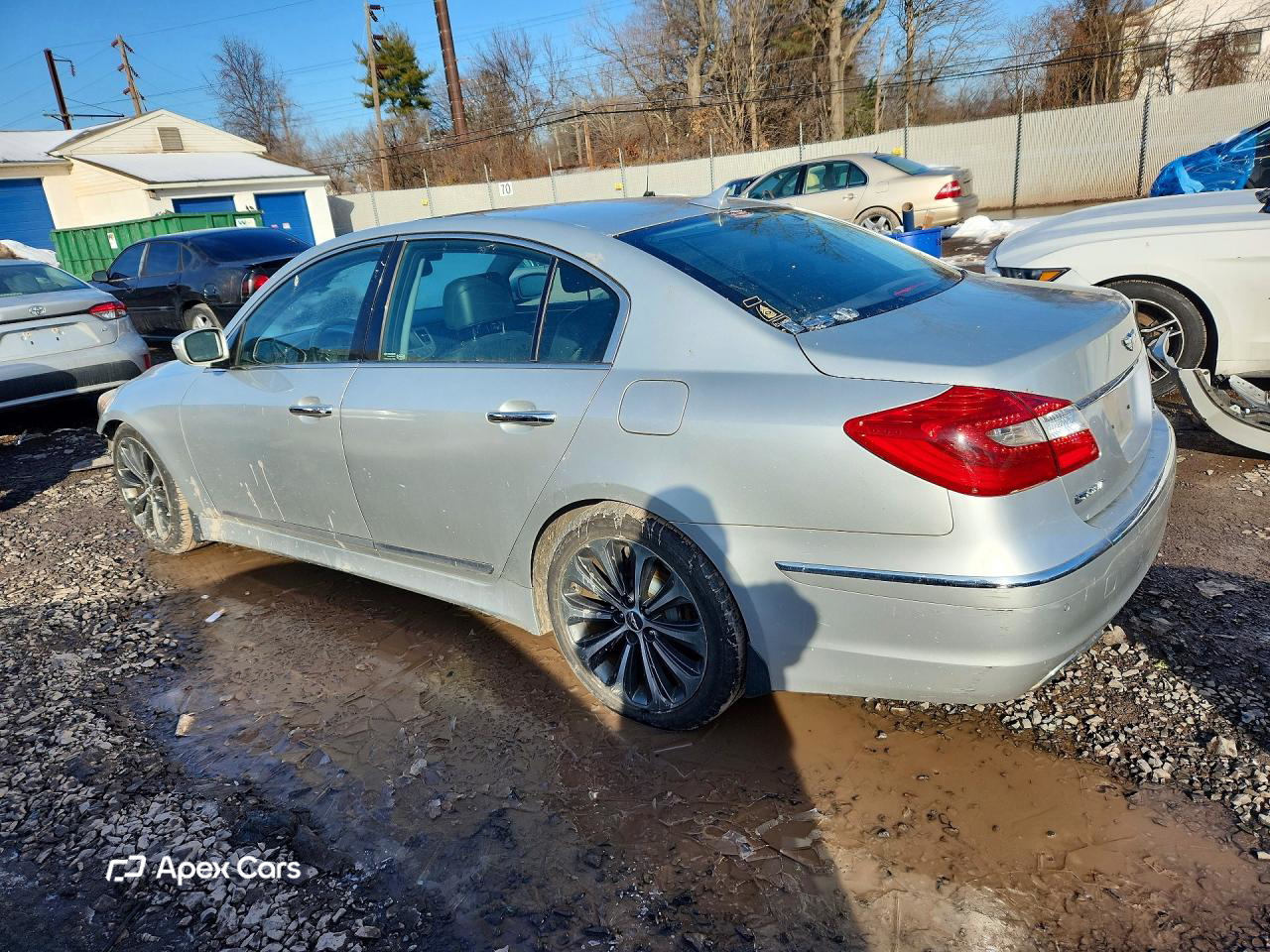 Hyundai Genesis 2012