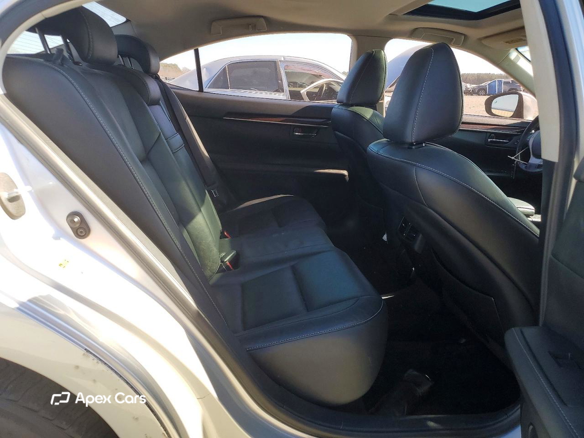 Lexus ES 2015