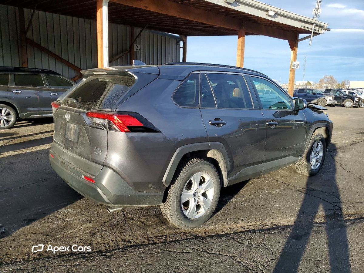 Toyota RAV 4 2021