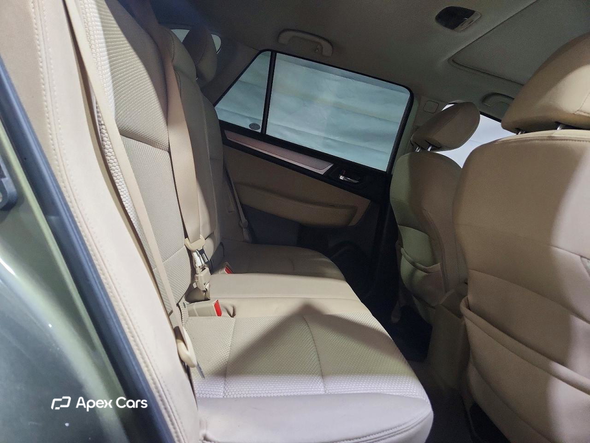 Subaru Outback 2016