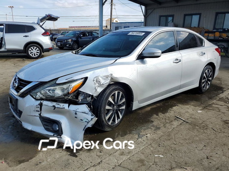 Nissan Altima 2018 - Image 1 of 13