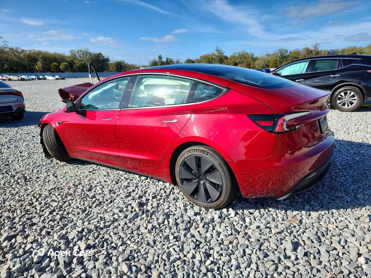 Tesla Model 3 2025