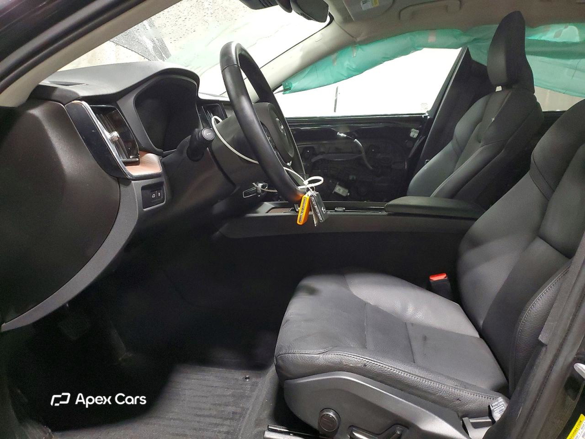Volvo XC60 2024