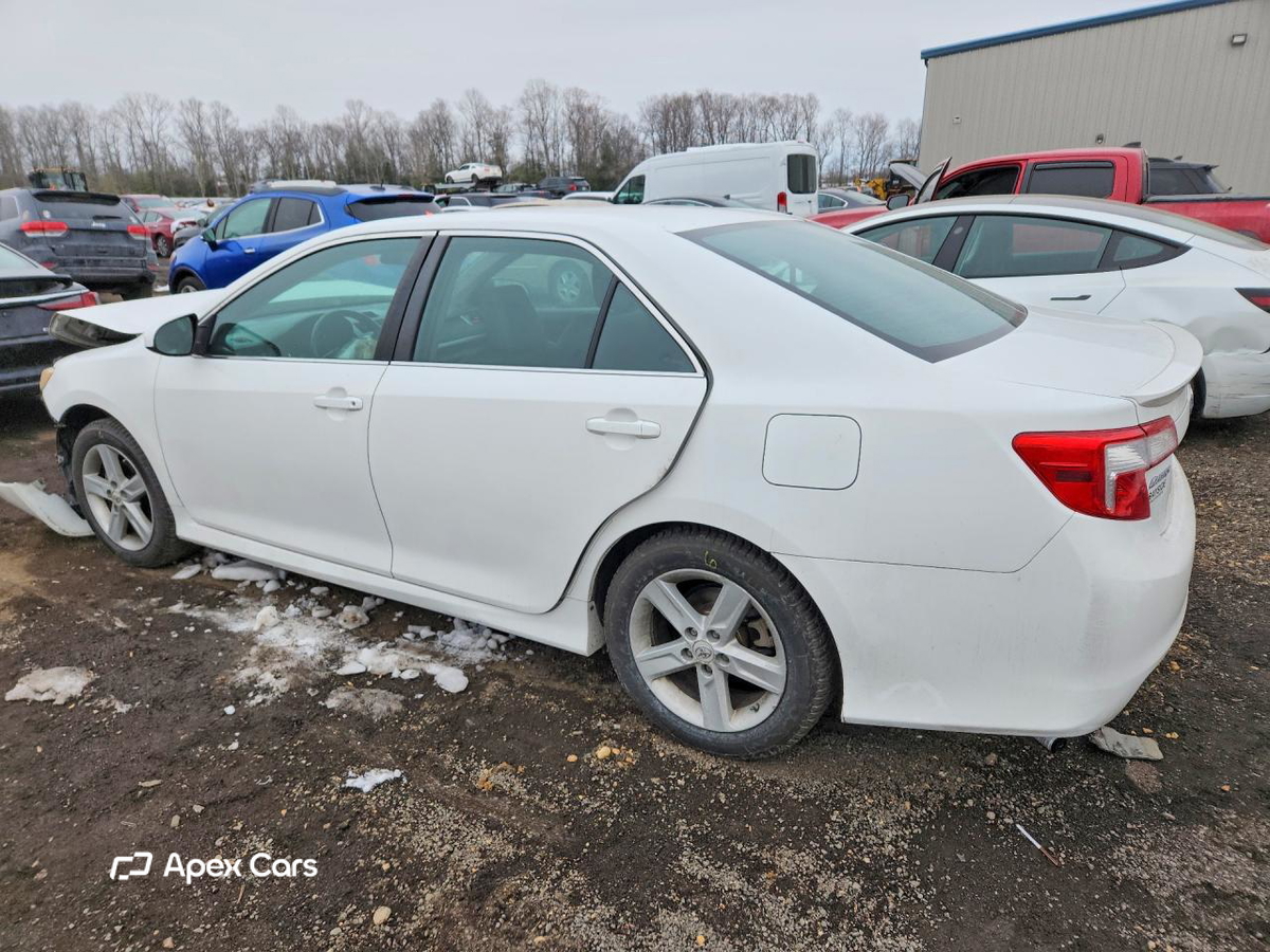 Toyota Camry 2012