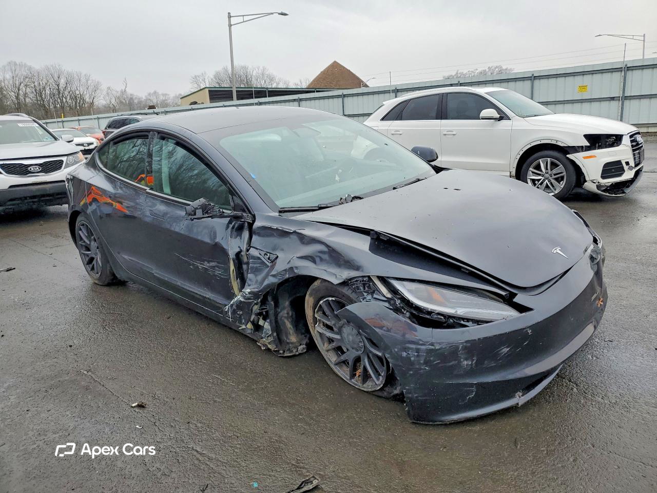 Tesla Model 3 2025