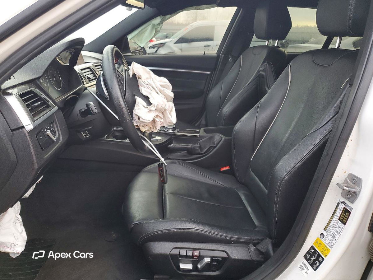 BMW Series 3 2016