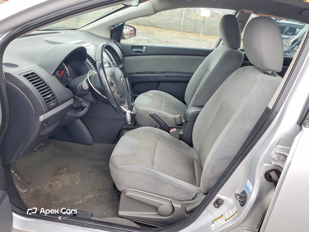 Nissan Sentra 2012
