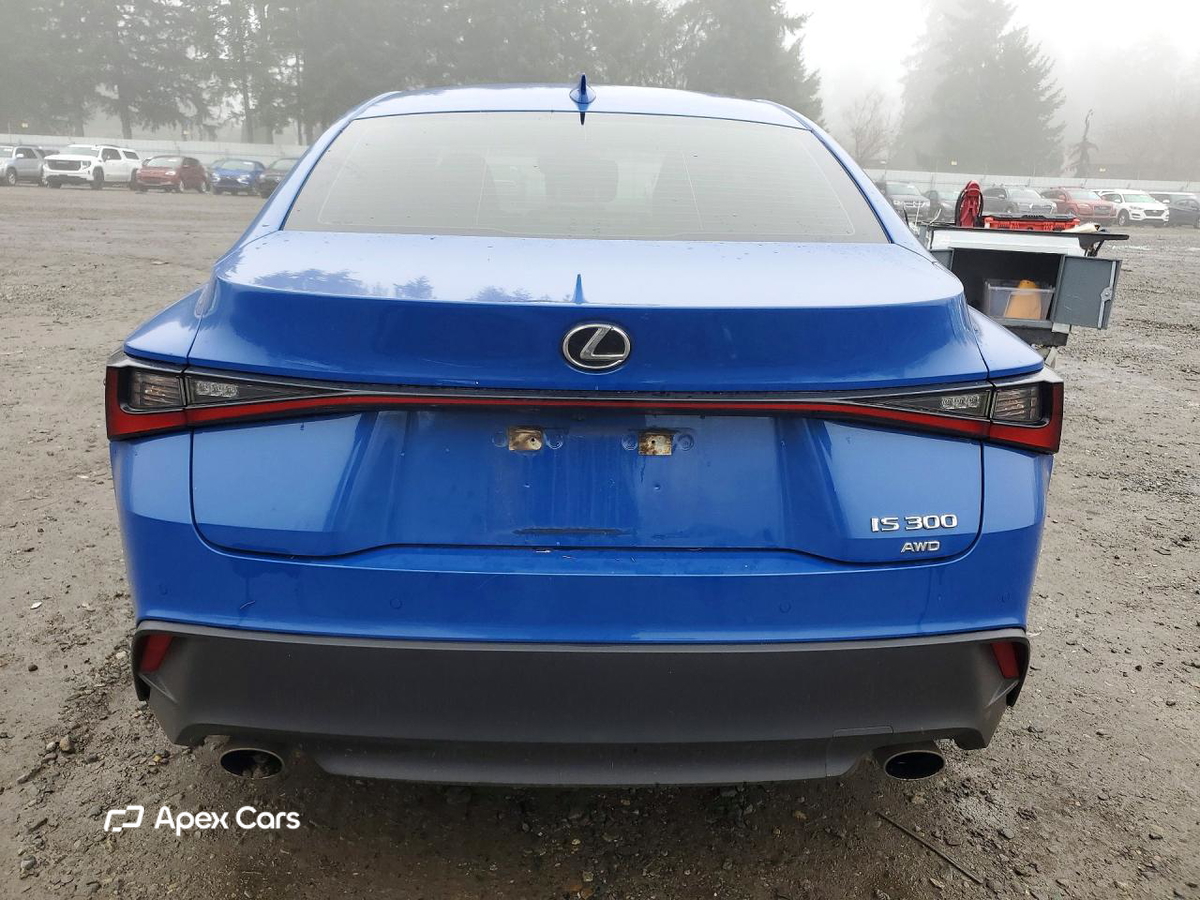 Lexus IS 2022