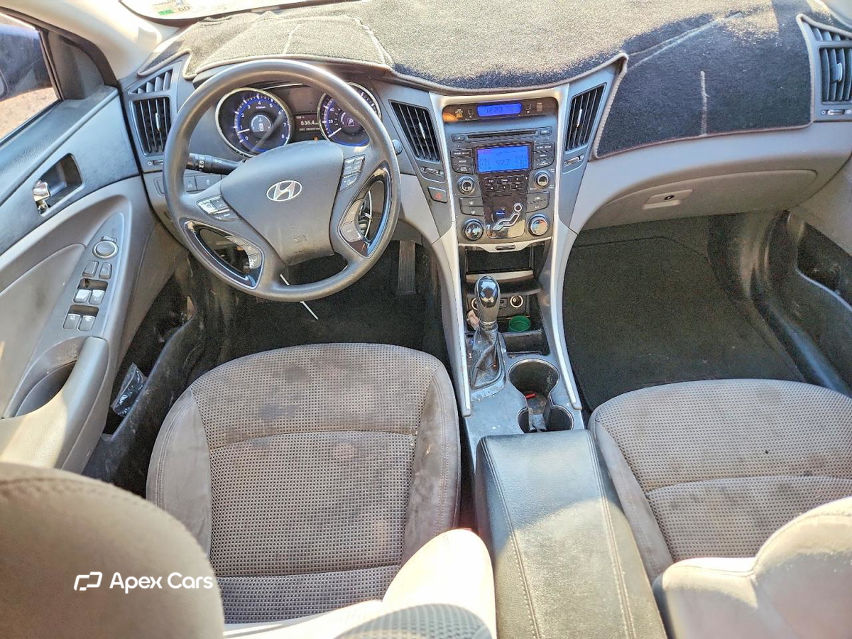 Hyundai Sonata 2012
