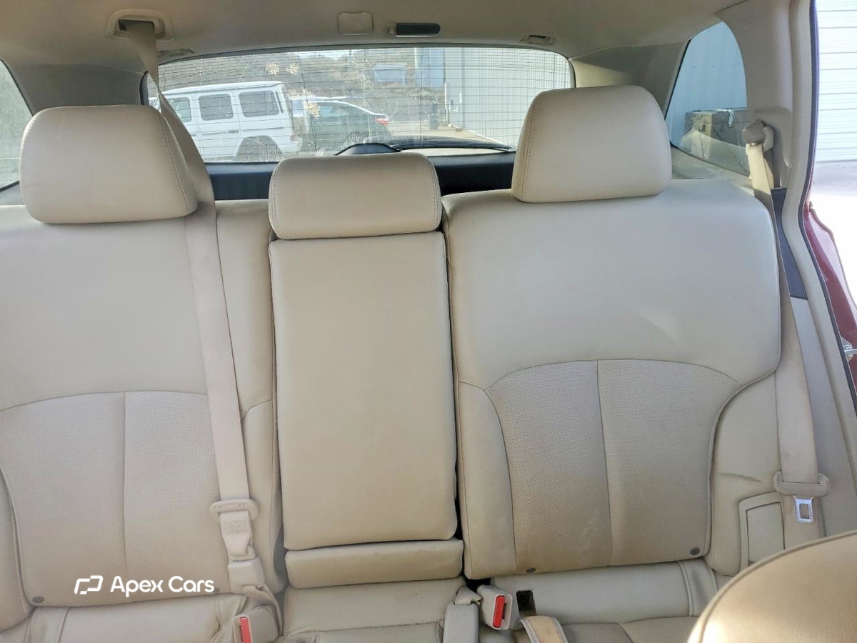 Subaru Outback 2011