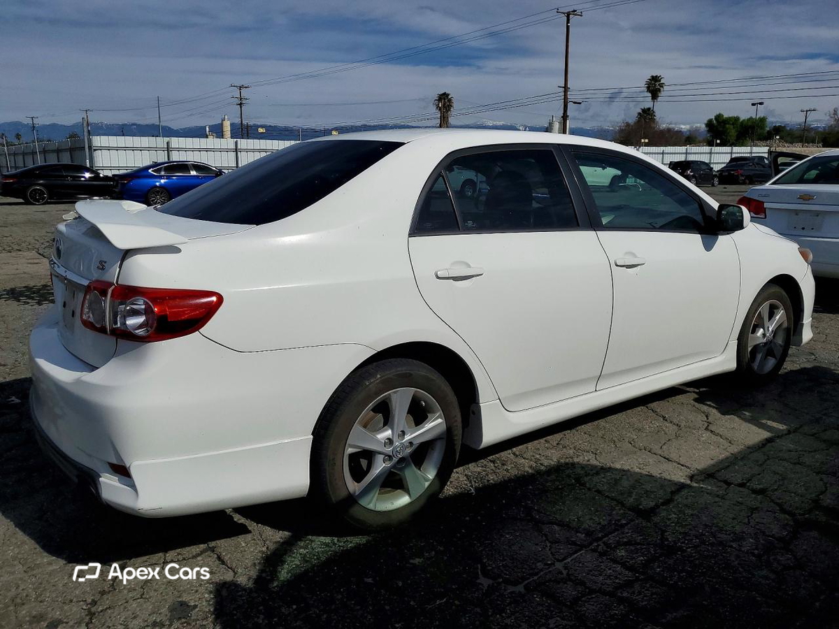 Toyota Corolla 2012