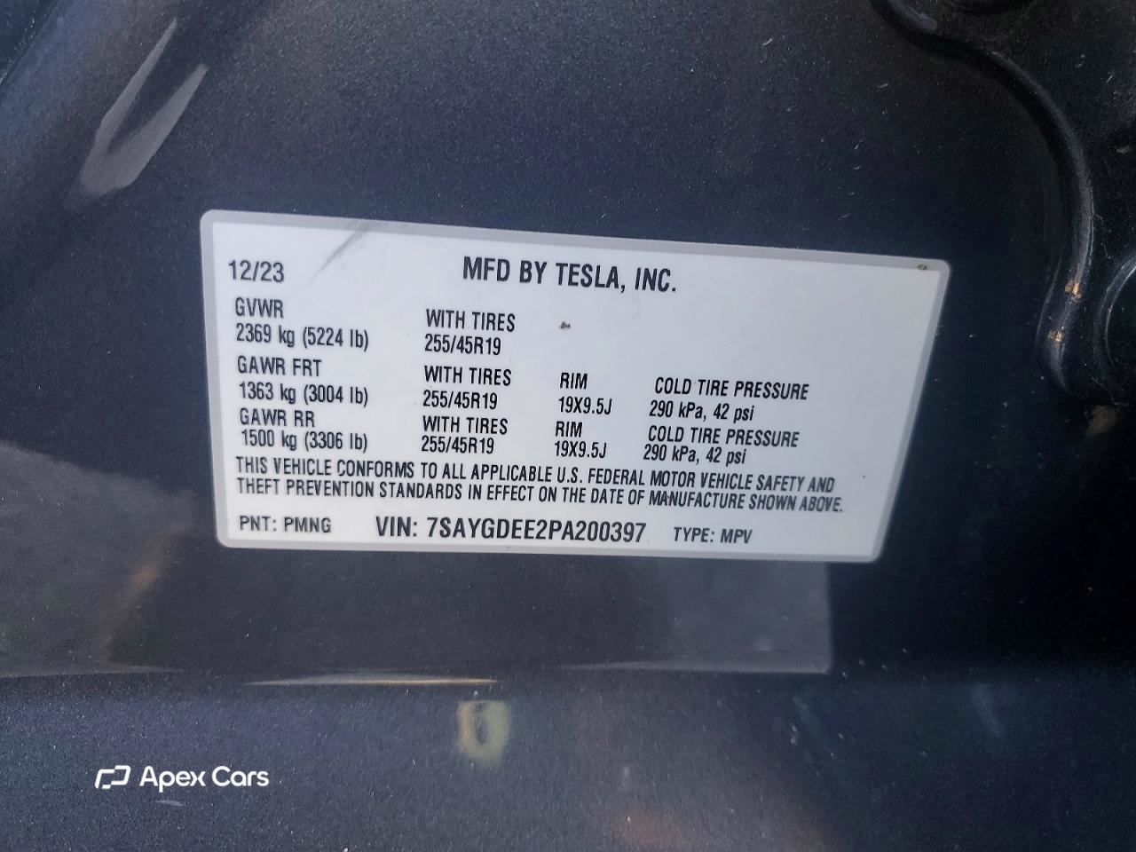 Tesla Model Y 2023
