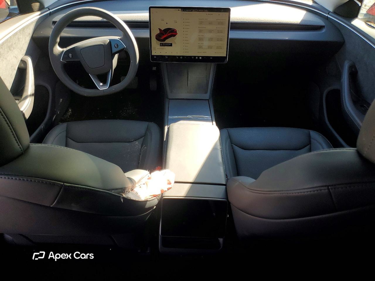 Tesla Model 3 2024