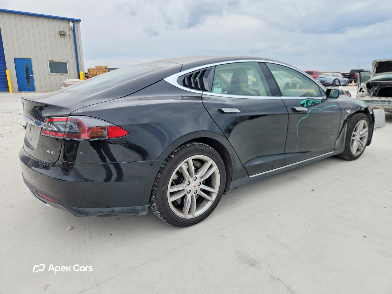 Tesla Model S 2015