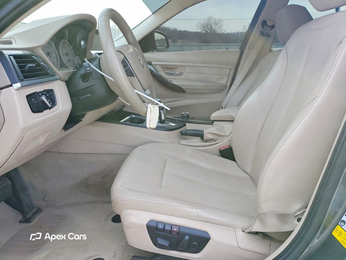BMW Series 3 2012