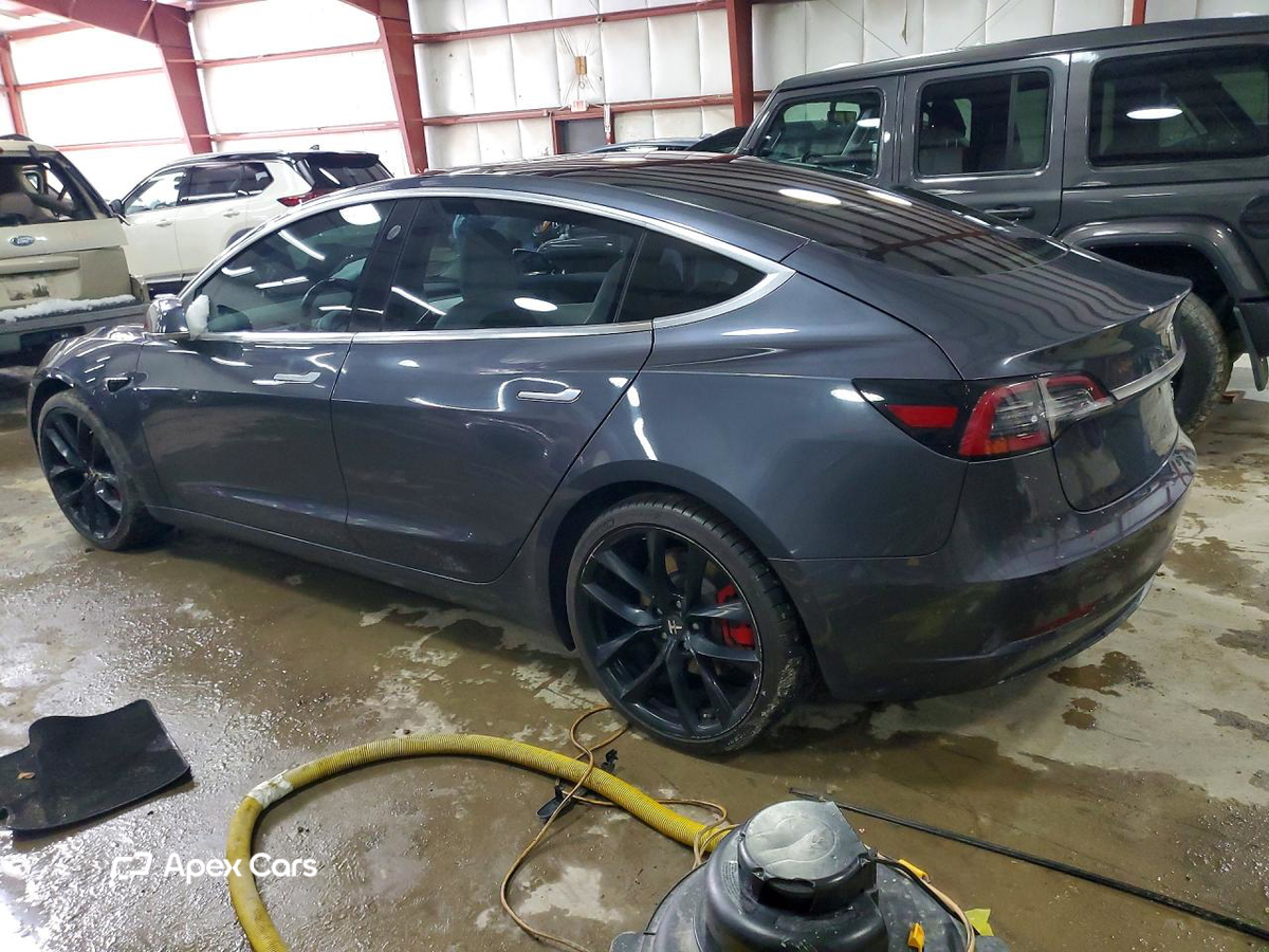 Tesla Model 3 2018