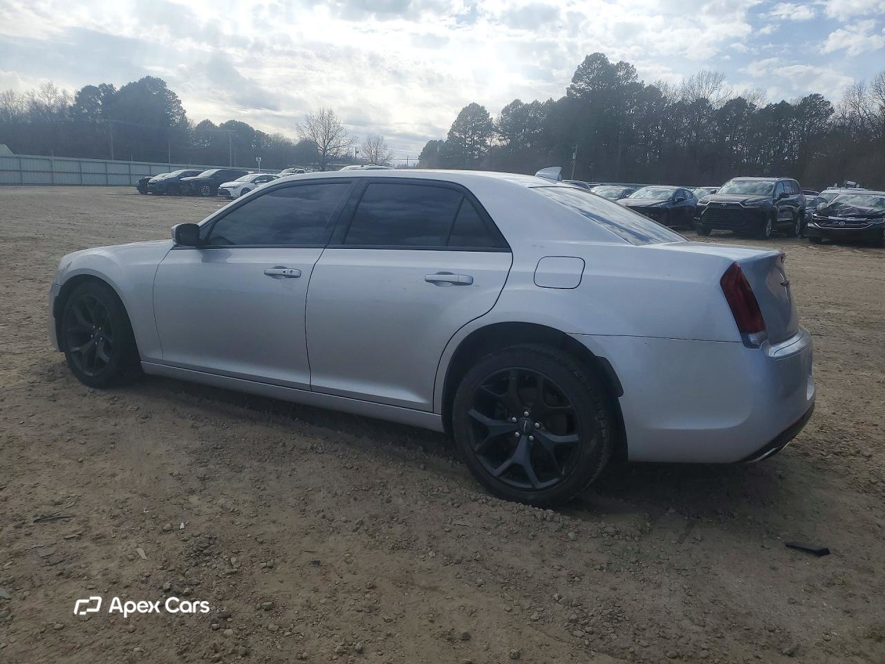 Chrysler 300 2021